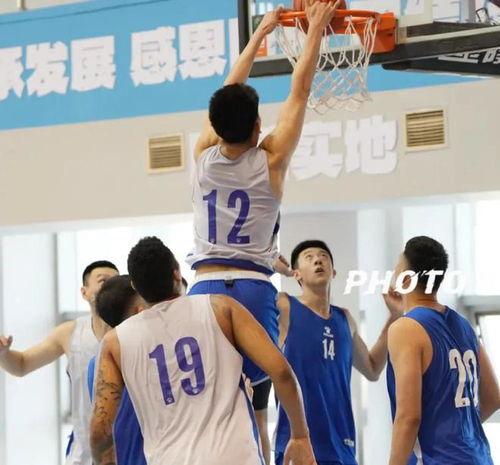 篮球今日爆料最新消息,今日最新动态揭秘！”